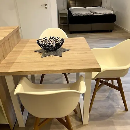 Studio Modern Voll Ausgestattet Lejlighed
