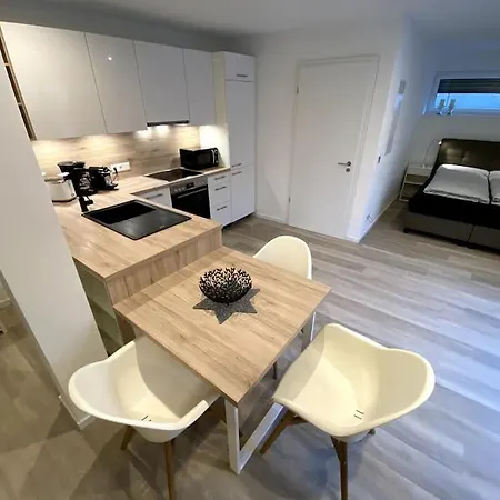 Lejlighed Studio Modern Voll Ausgestattet